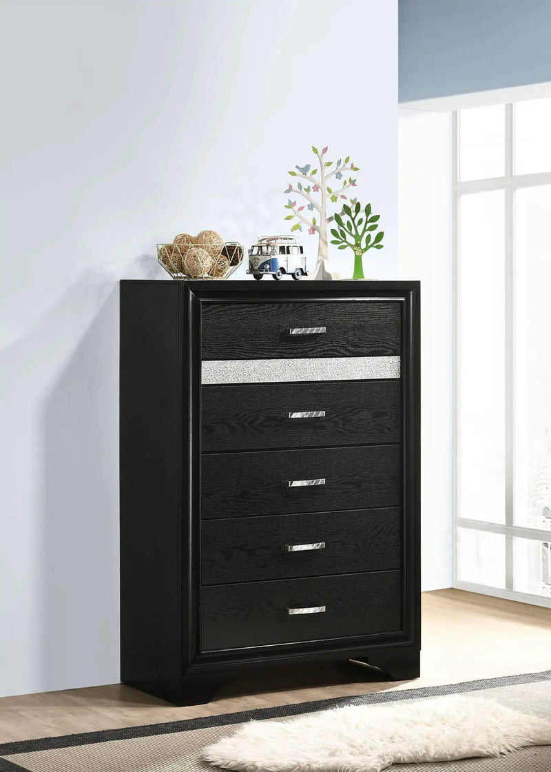 Miranda 6-drawer Bedroom Chest Black by Unique Piece Furniture