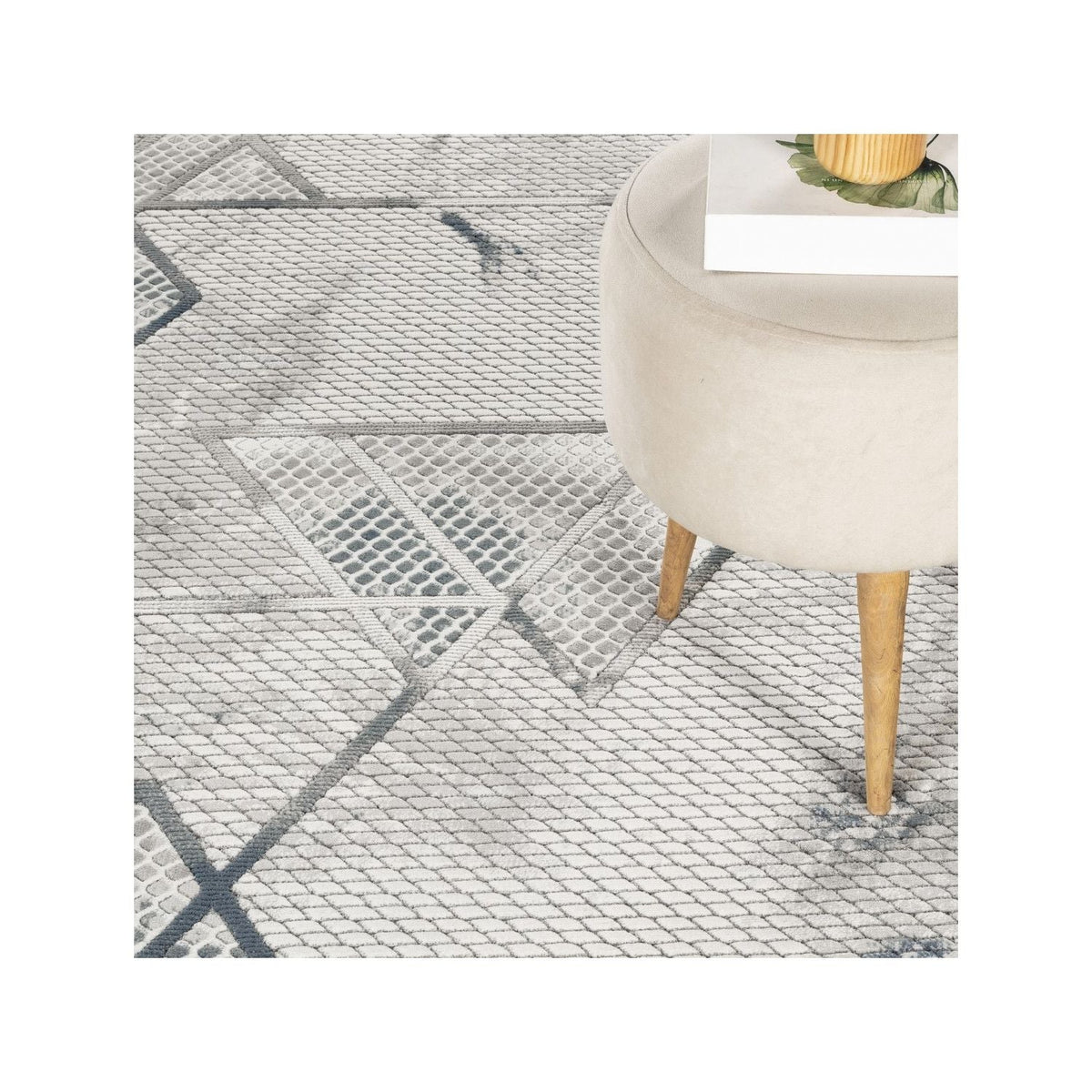 Geometric 3D Effect Area Rug with Contemporary Design - Ivory / Gray, photo 5 of 6