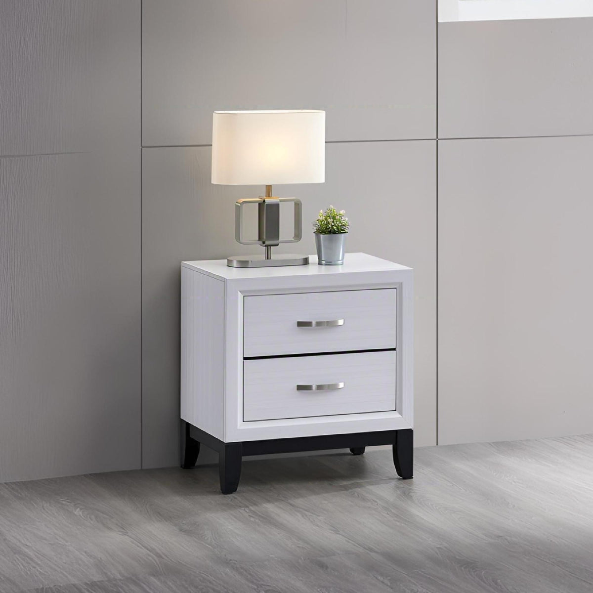 Glasgow - Nightstand With English Dovetail Drawers, photo 11 of 13