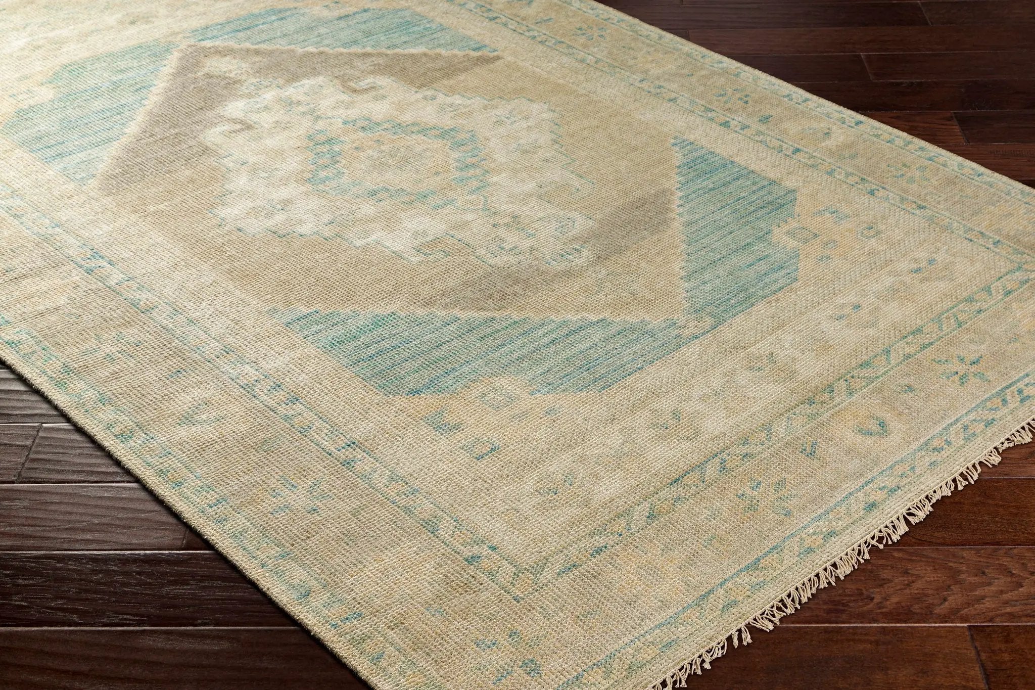 Danao Premium Rug - Clearance by Boutique Rugs