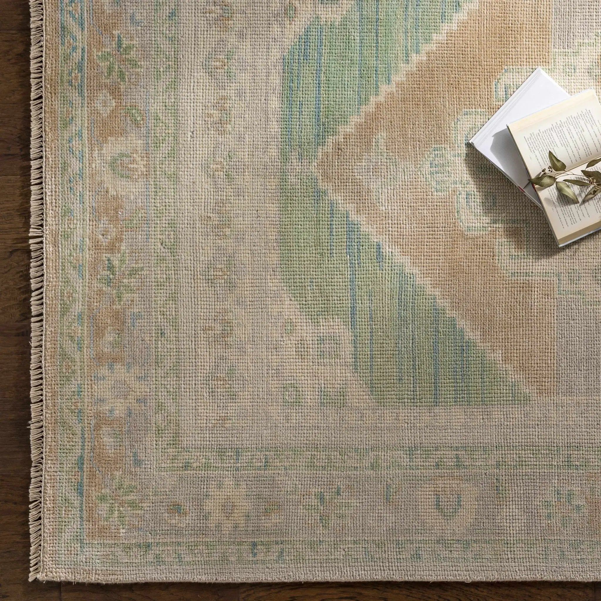 Danao Premium Rug - Clearance by Boutique Rugs