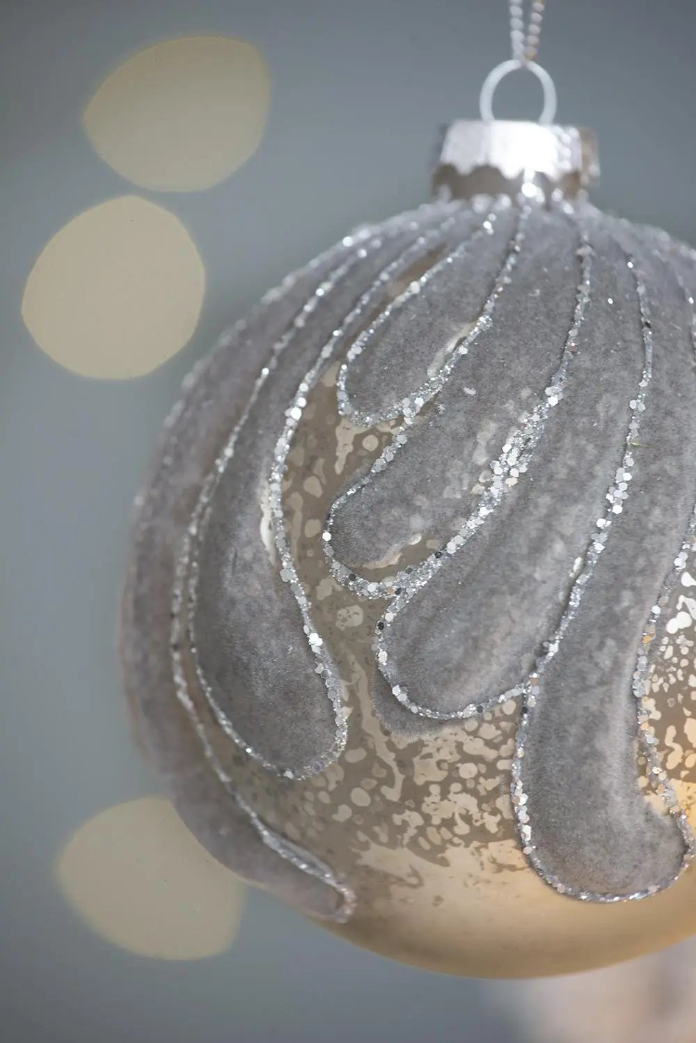 Decorative Hanging Glass Christmas Ball Ornaments - Set of 6 by HouseOfZazla
