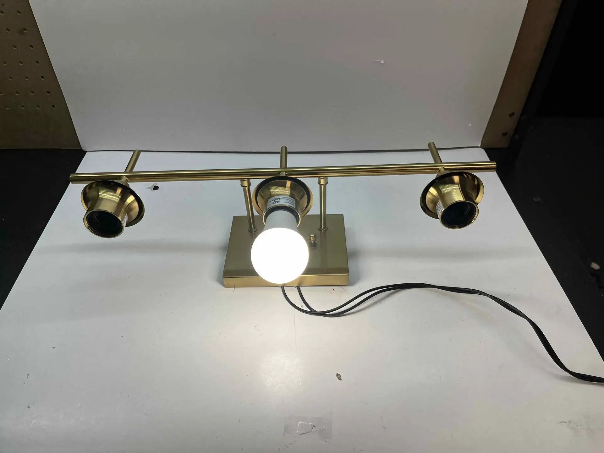 VONLUCE Bathroom Vanity Light, 3 Light Bathroom Light Fixture Over Mirror, Bathroom Wall Lamp with Clear Glass, Modern Gold Vanity Lighting fixtures by Selzalot