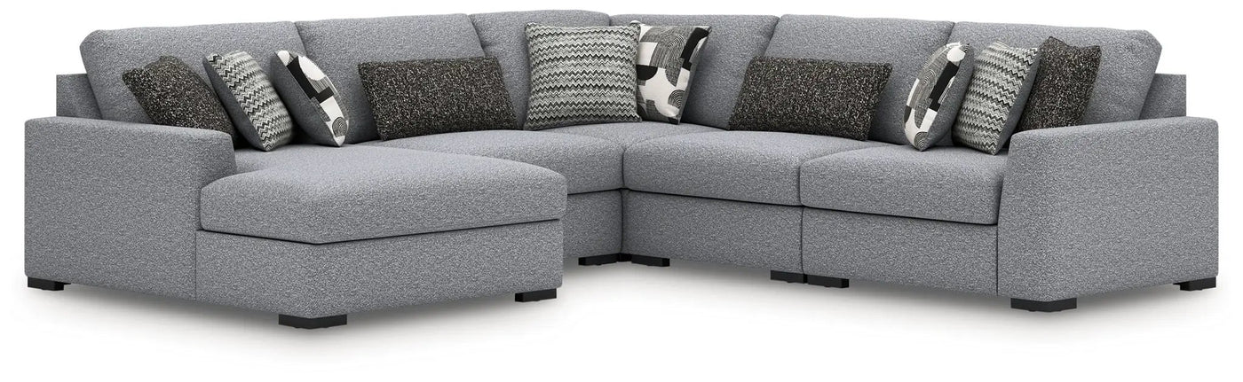 Bealton - Sectional by Unique Piece Furniture