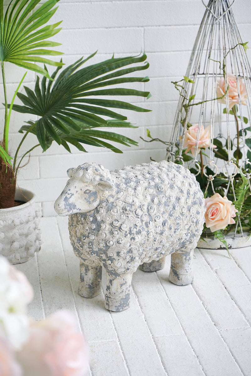 18.1x9.6x13.8" Magnesium Sheep Figurine with Weathered, photo 9 of 10