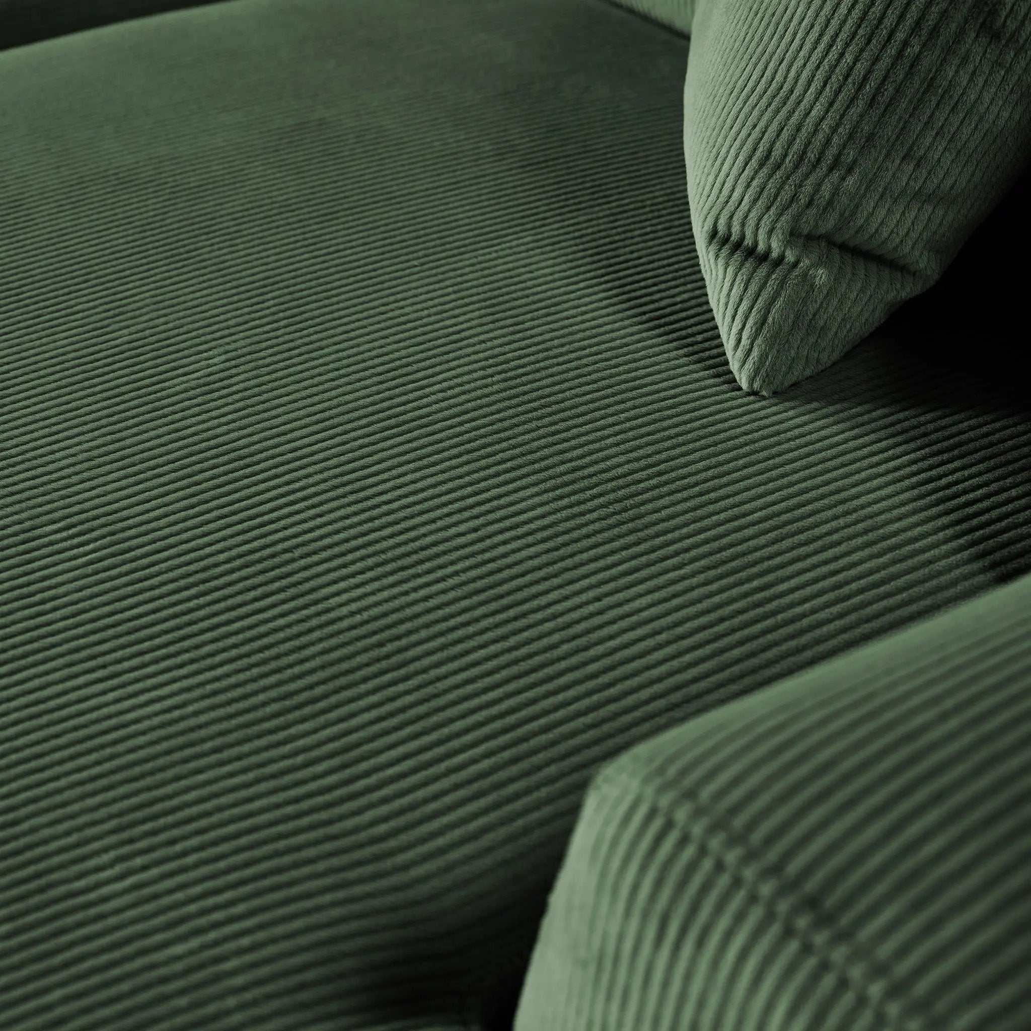 Mar Sectional by HouseOfZazla