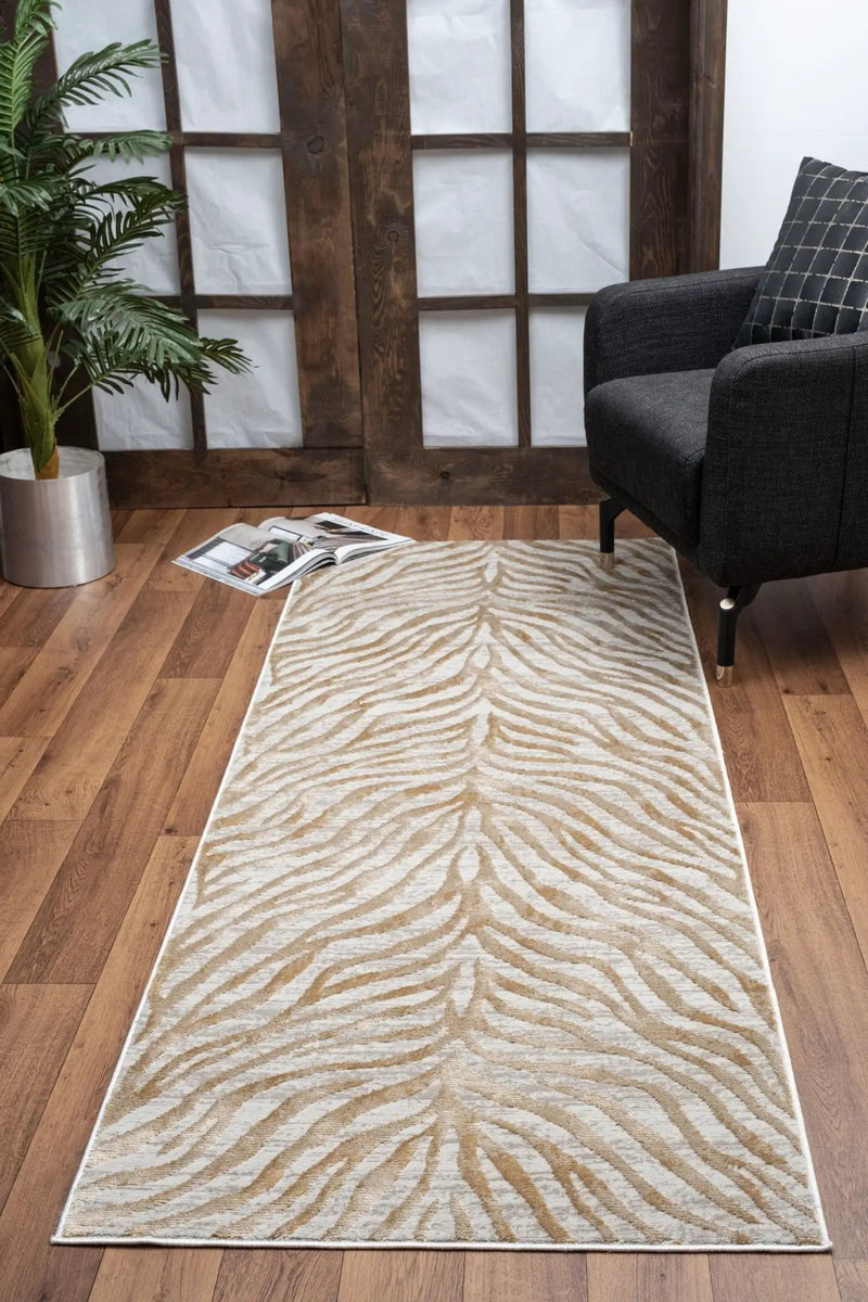 Elegance - 5'3" X 7'3" Area Rug - Gold by HouseOfZazla
