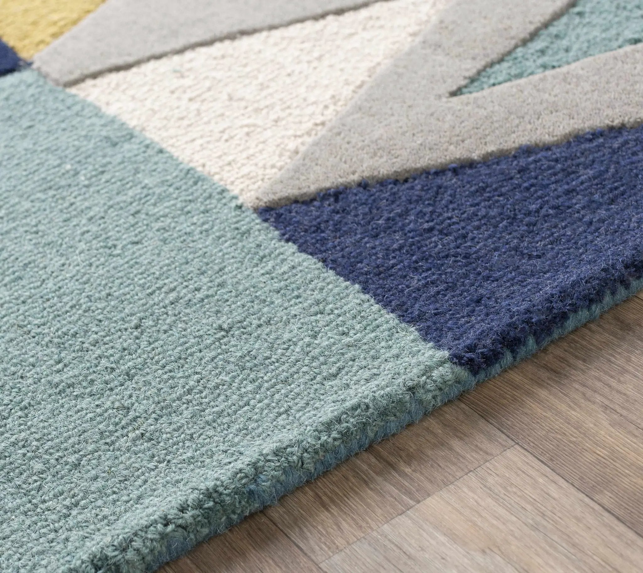 Deatsville Wool Area Rug by Boutique Rugs