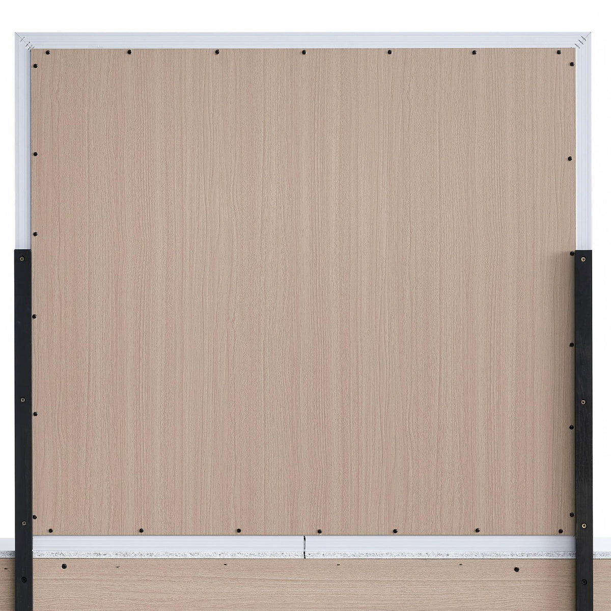 Glasgow - Mirror With Minimalist Design And Low Distortion Glass, photo 10 of 10