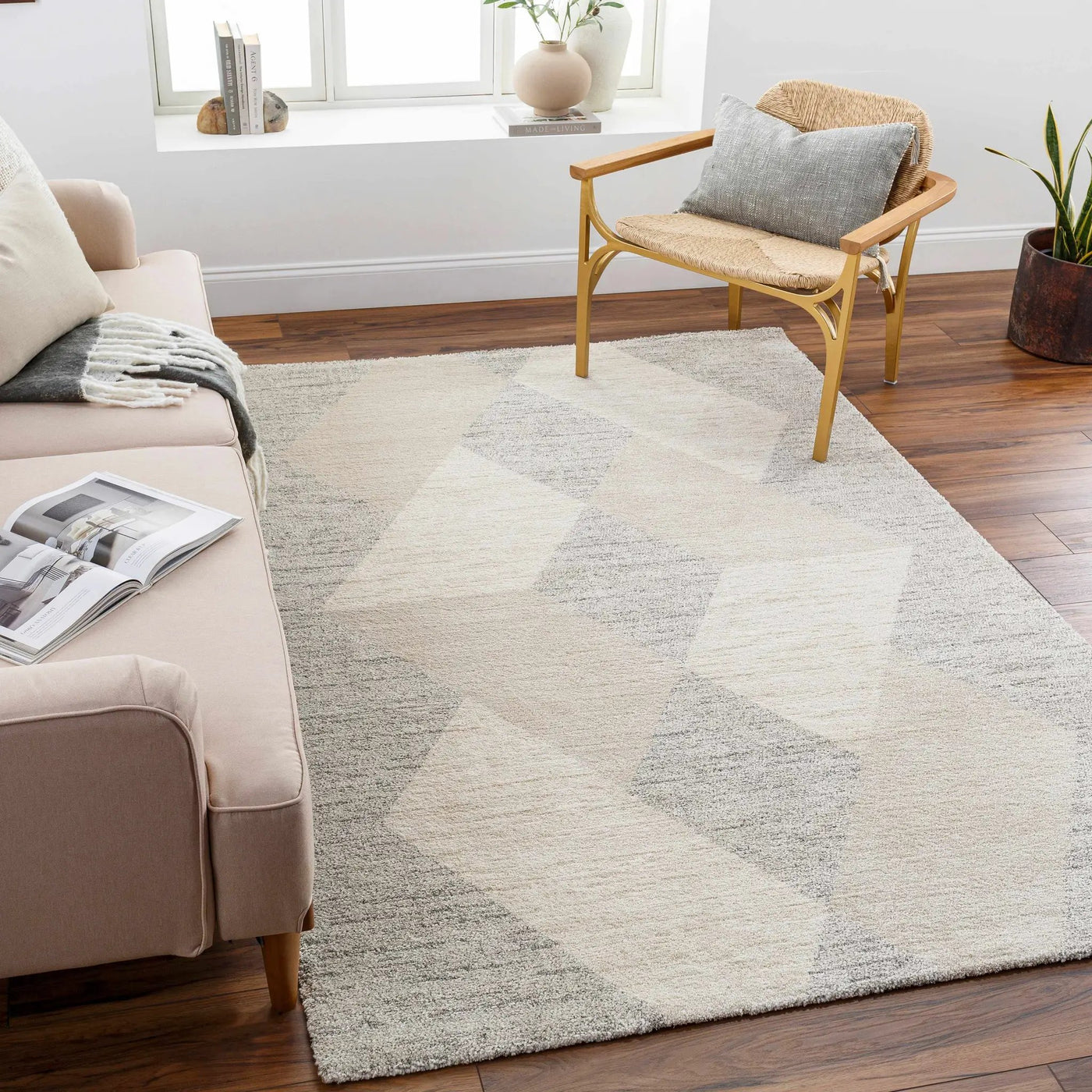 Dilys Luxe Rug by Boutique Rugs