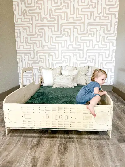 CAM V2- Twin Size- Bronco Bed by Bush Acres