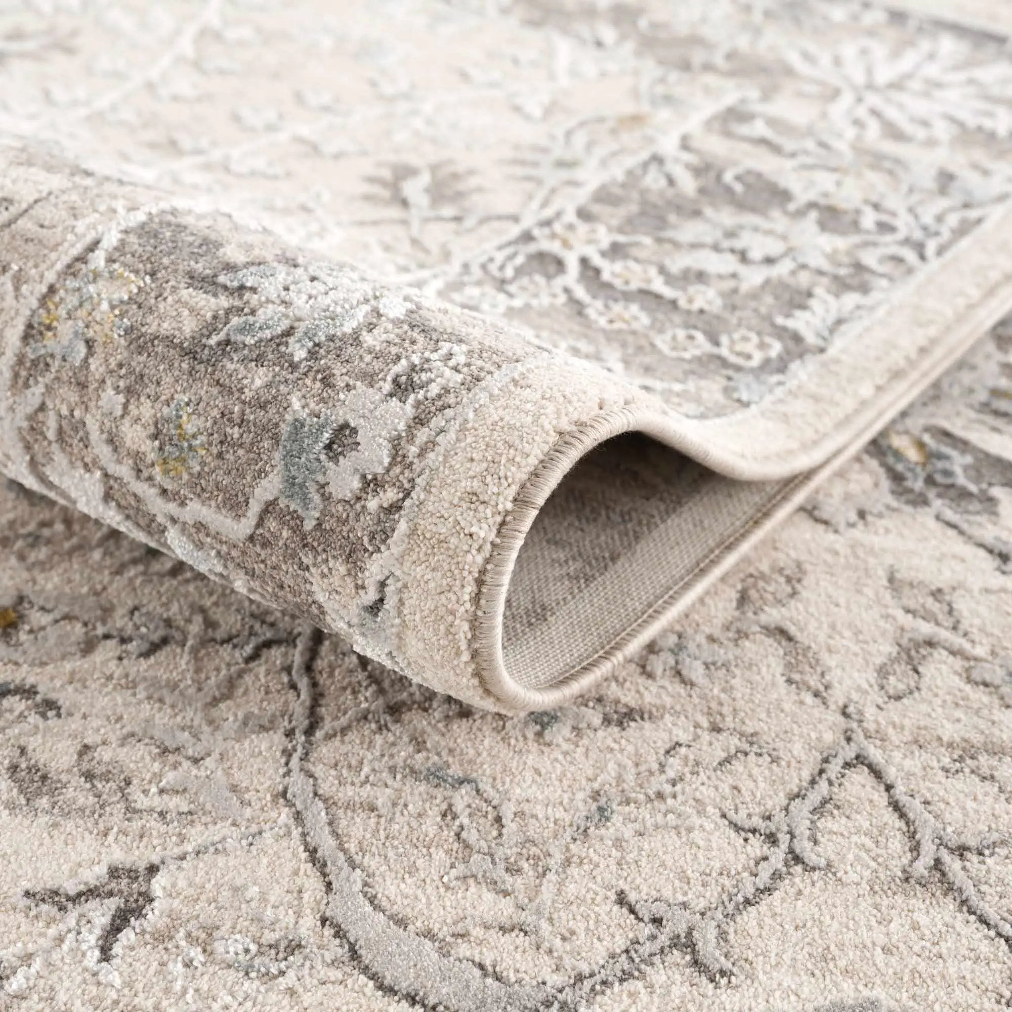 Gauge Cream & Gray Blue Rug with Fringes by Boutique Rugs