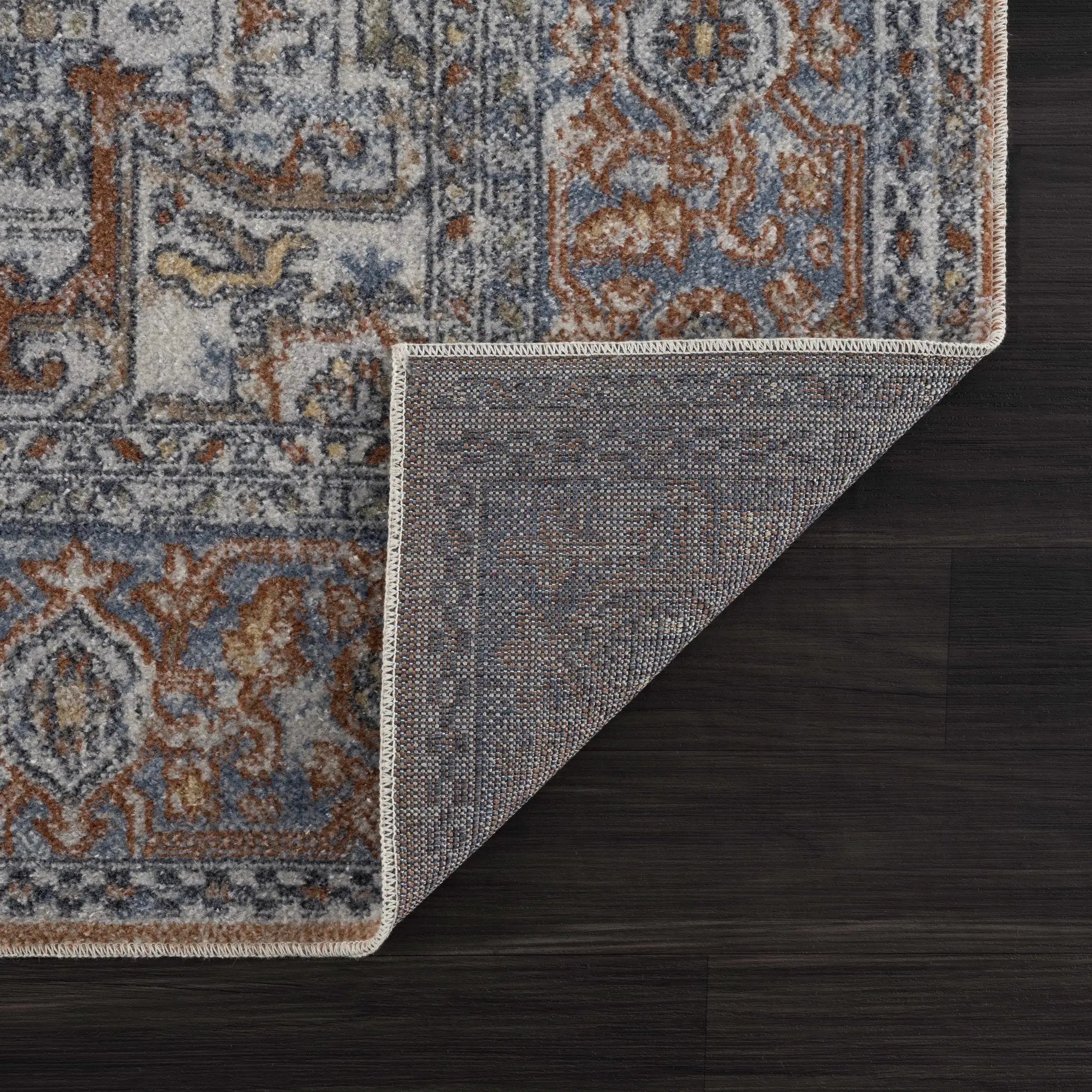 Aila Traditional Design Washable Rug - Clearance by Boutique Rugs