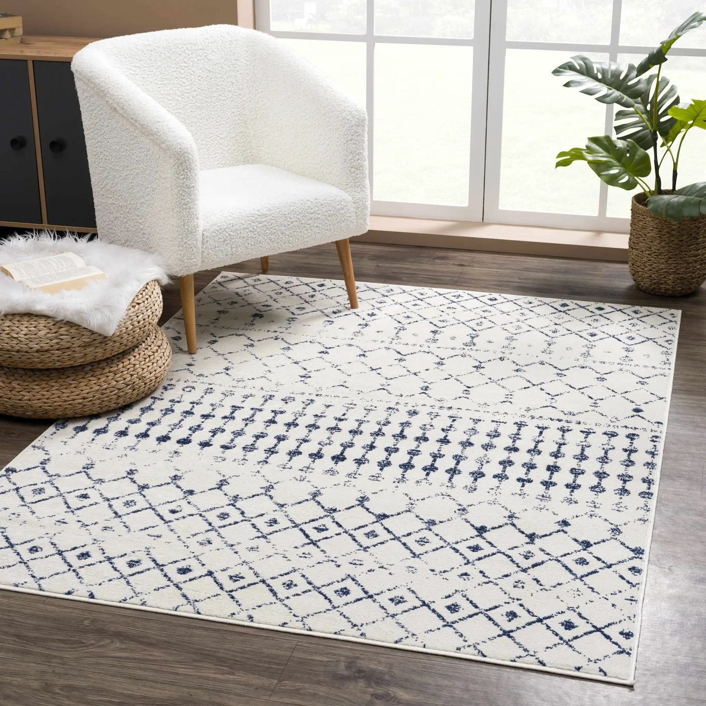 Tigrican Blue 2332 Area Rug - Clearance by Boutique Rugs