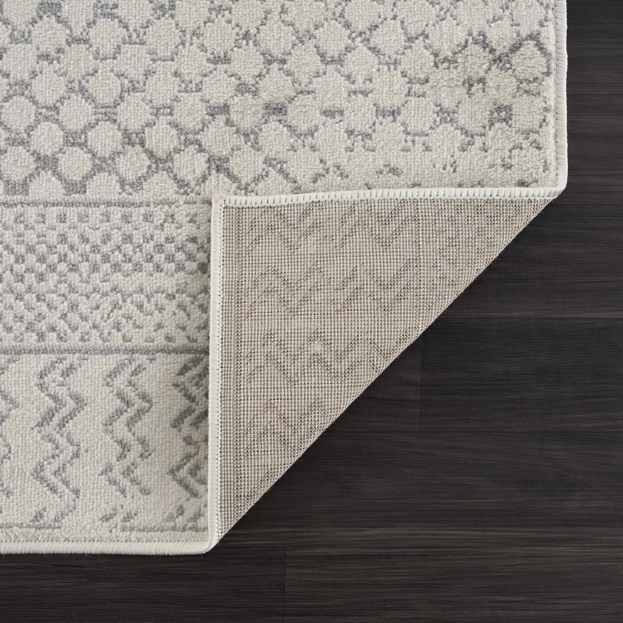 Tigri Aztec Ivory & Gray 2318 Area Rug - Clearance by Boutique Rugs