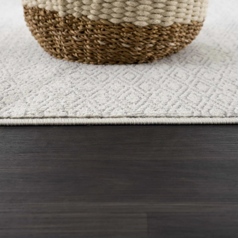 Tigri Aztec Ivory & Gray 2317 Area Rug - Clearance by Boutique Rugs