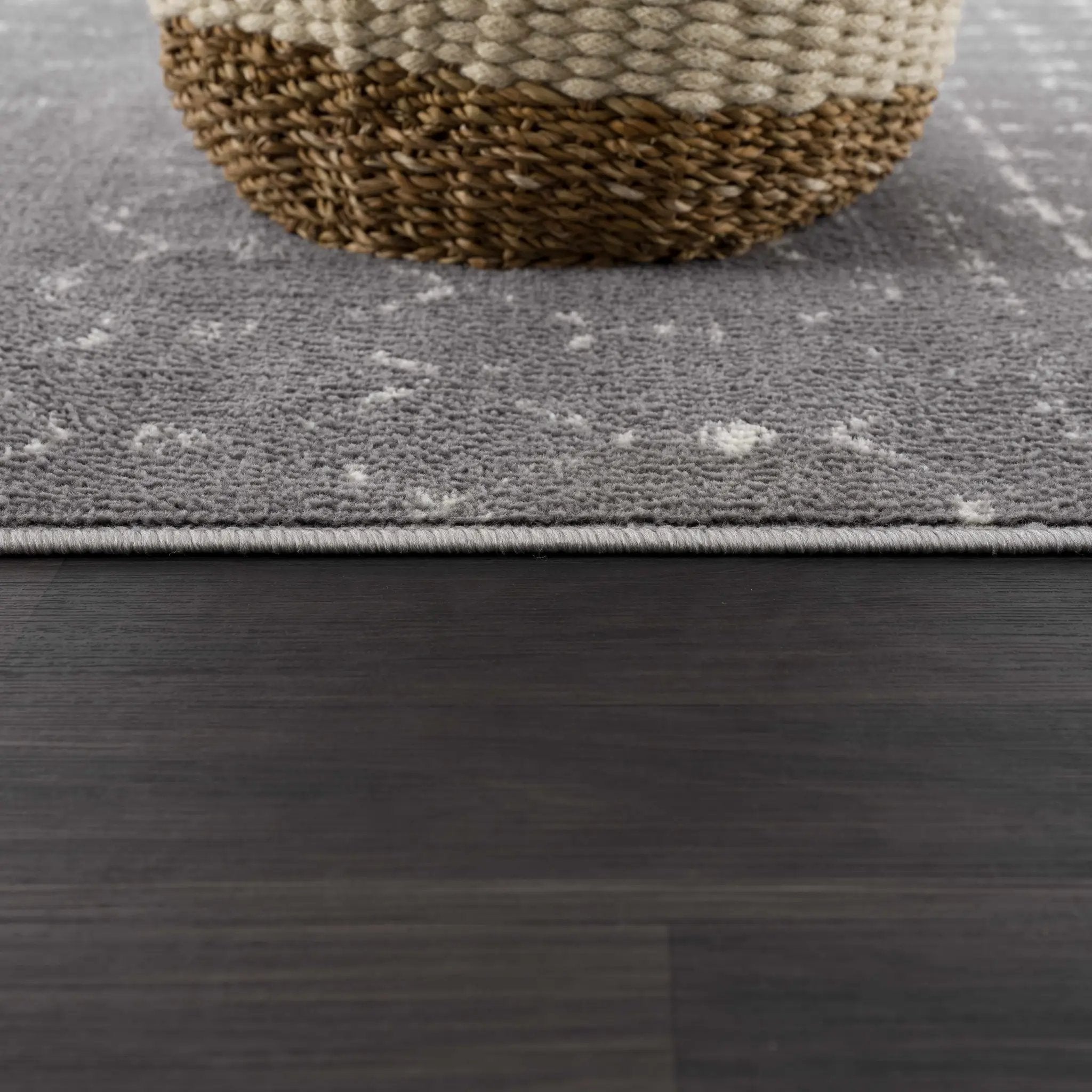 Tigrican Charcoal 2329 Area Rug - Clearance by Boutique Rugs