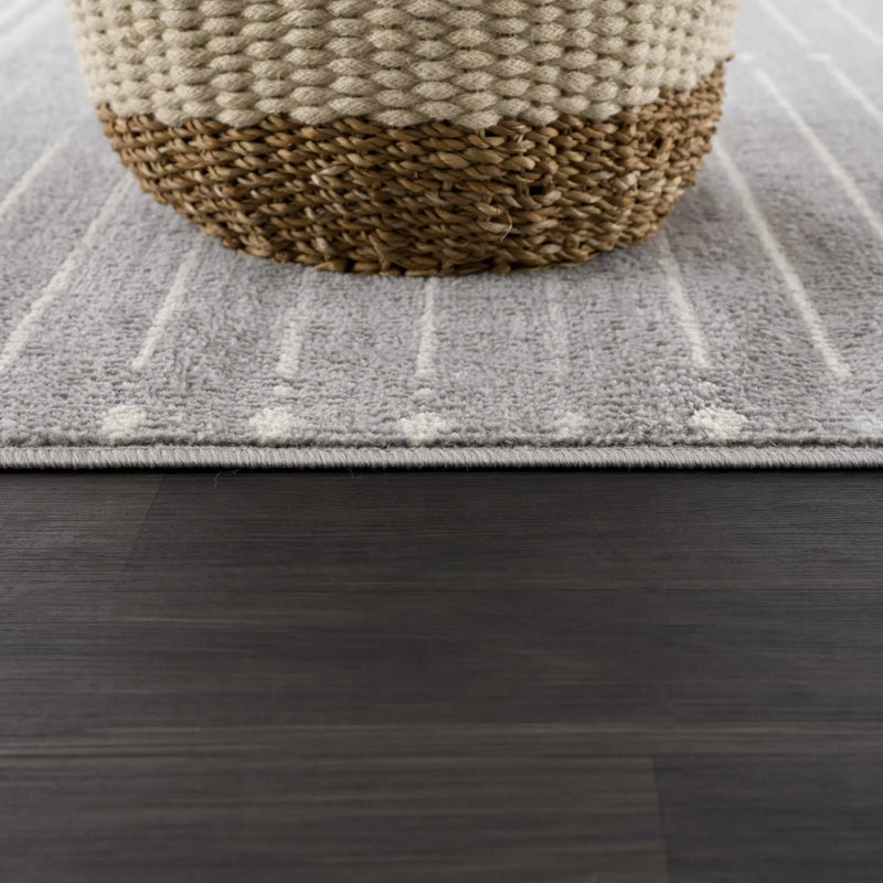 Tigri Aztec Ivory & Gray 2324 Area Rug - Clearance by Boutique Rugs