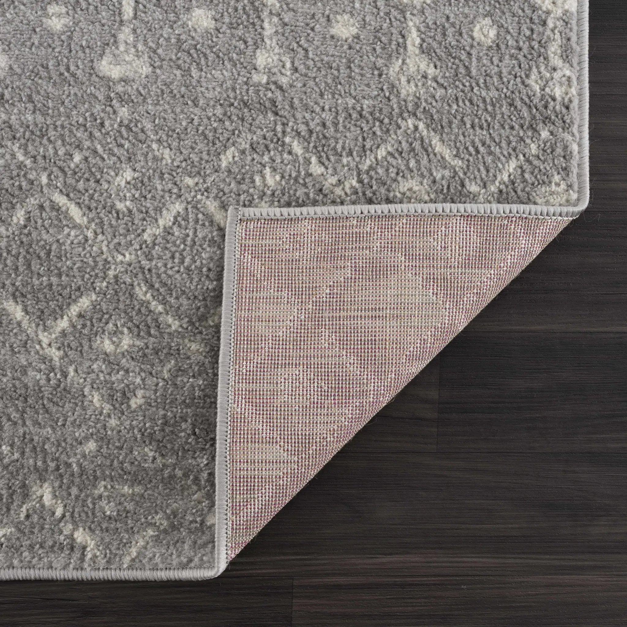 Tigrican Light Gray 2334 Area Rug - Clearance by Boutique Rugs