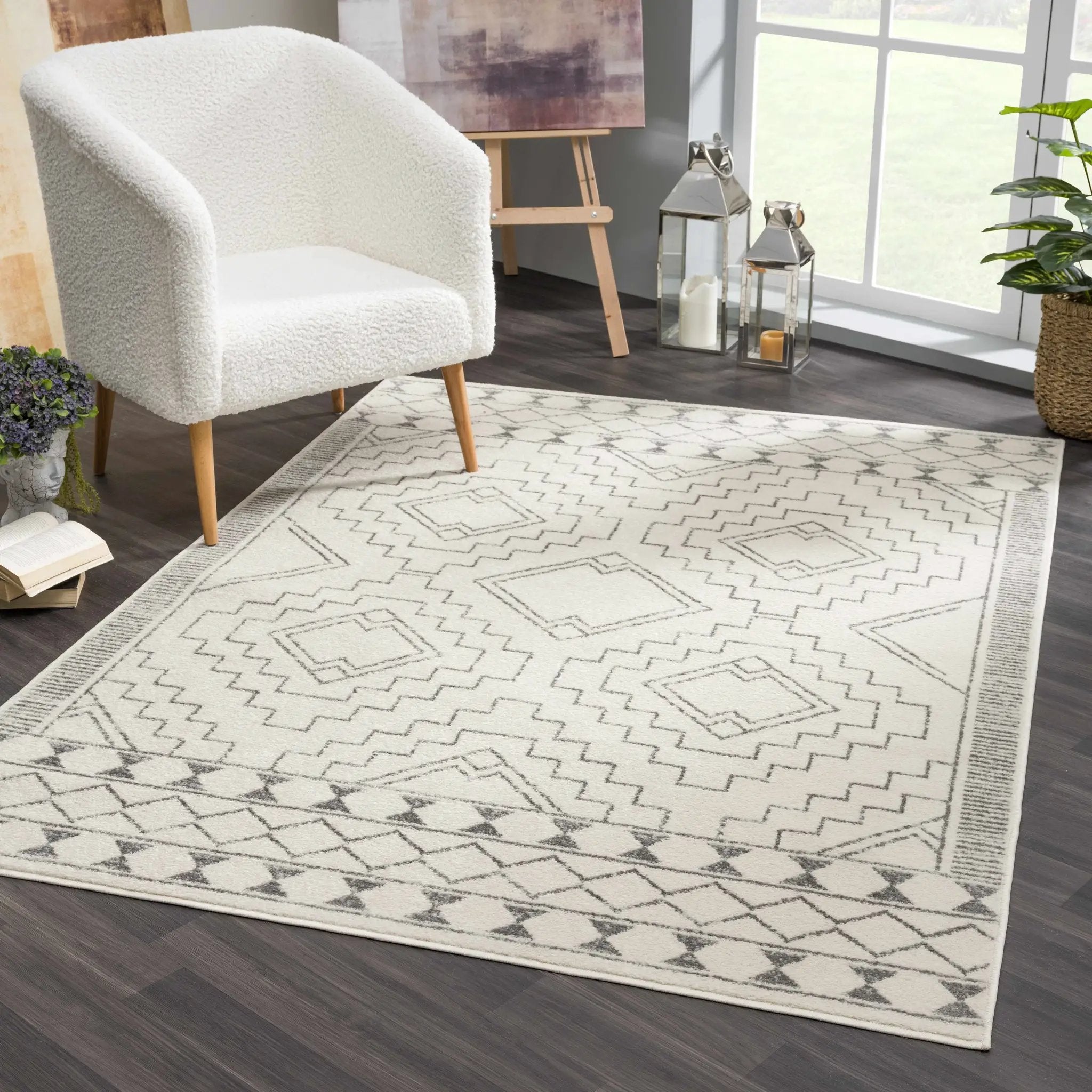 KMRSH-4614 Ivory Tribal Carpet - Clearance by Boutique Rugs