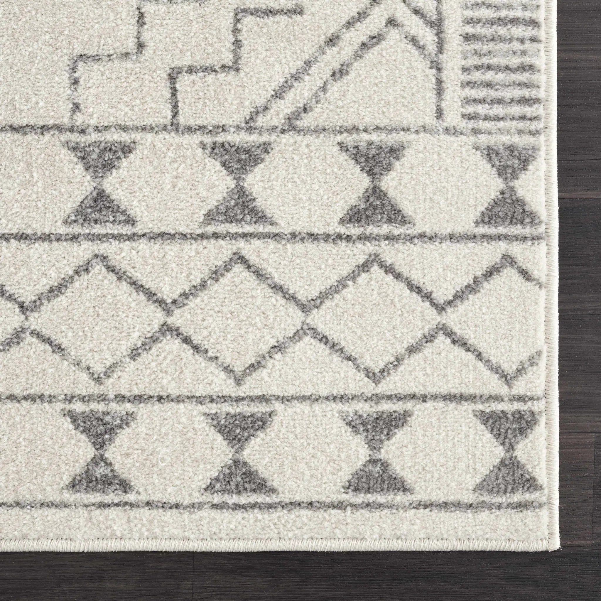 KMRSH-4614 Ivory Tribal Carpet - Clearance by Boutique Rugs