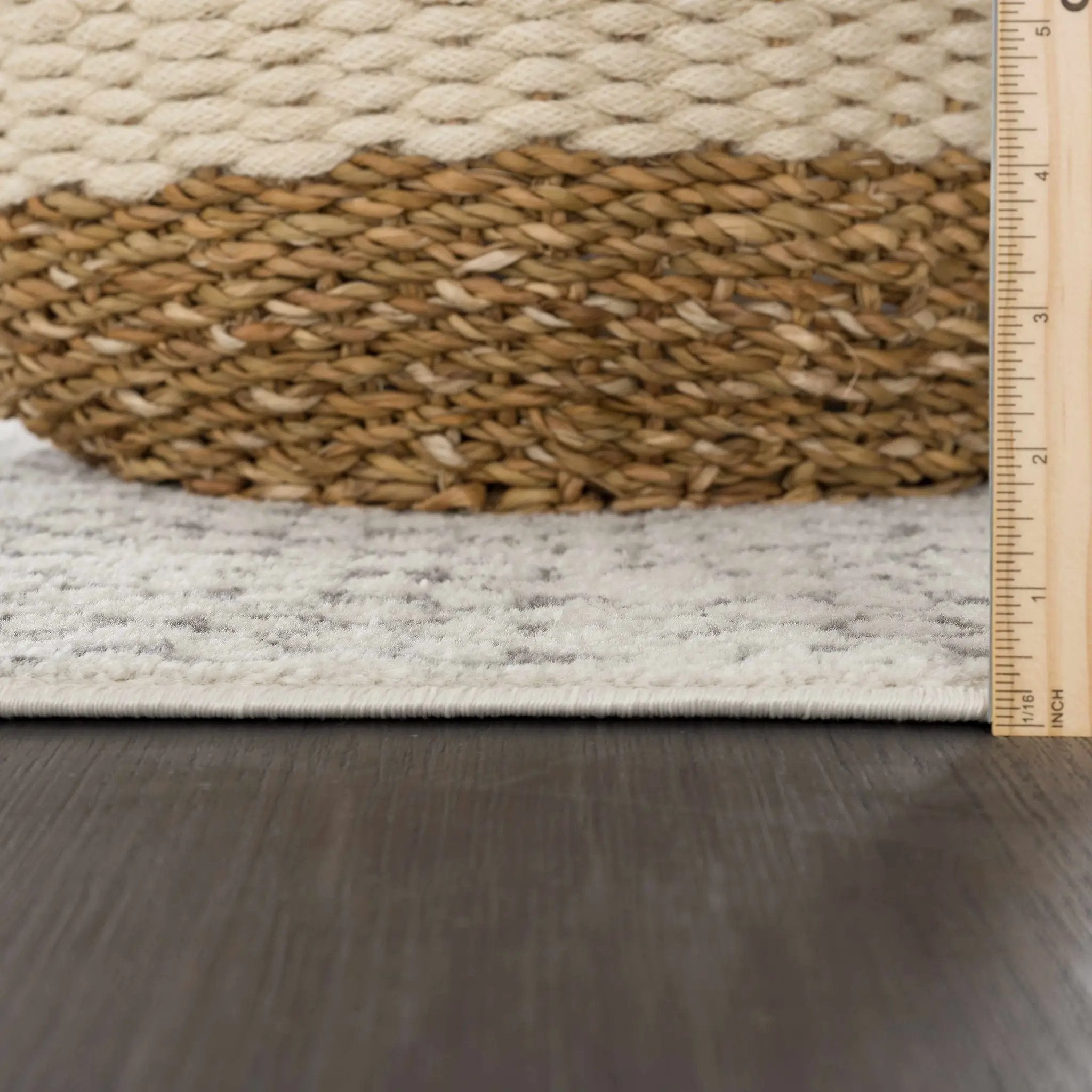 Marash KMRSH-4610 Area Rug - Clearance by Boutique Rugs