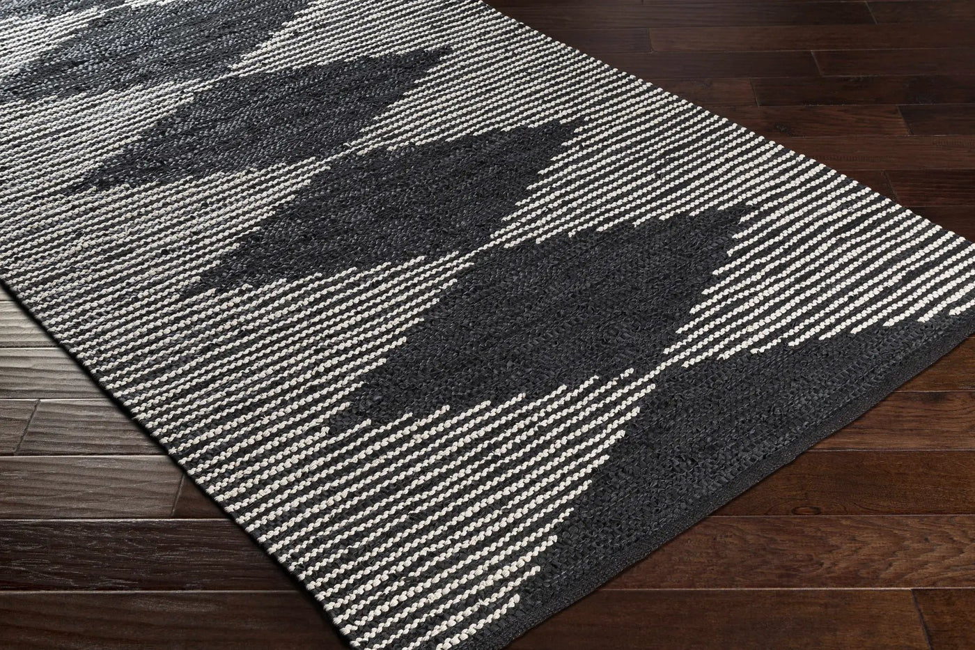 Duncraig Area Carpet - Clearance by Boutique Rugs