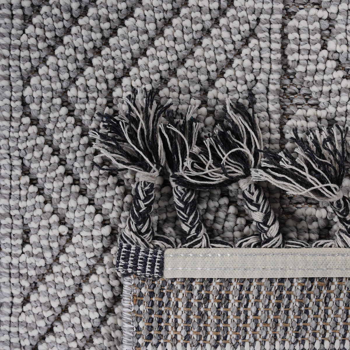 Guros Collection 6.7x9 Rug, photo 5 of 7