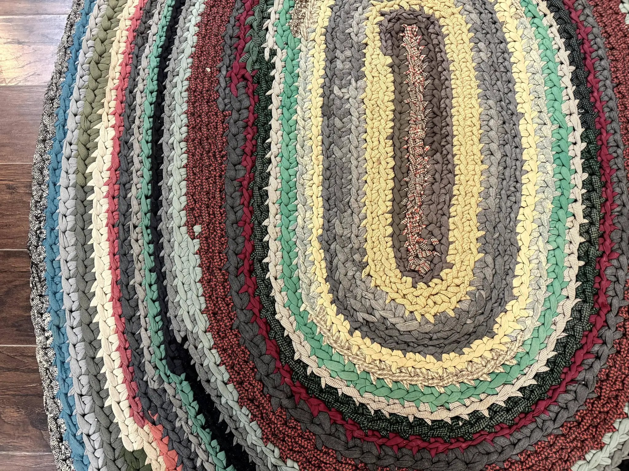 Antique American Braided Rug 5x7, Oval Multicolor Handmade Wool Braided Carpet by Jewel Rugs