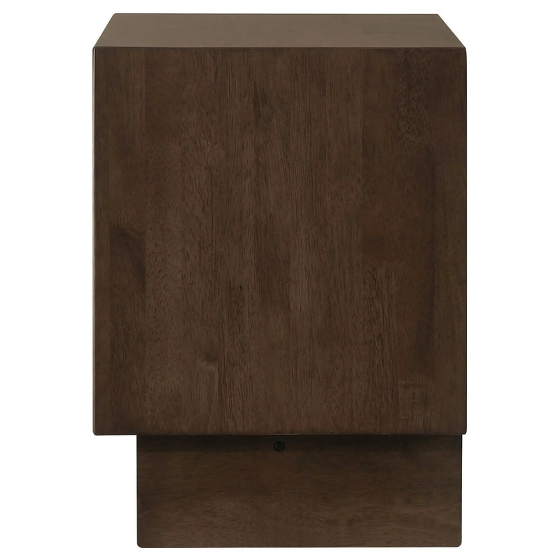 Hemlock - 2 Drawer Nightstand Bedside Table - Brown by HouseOfZazla