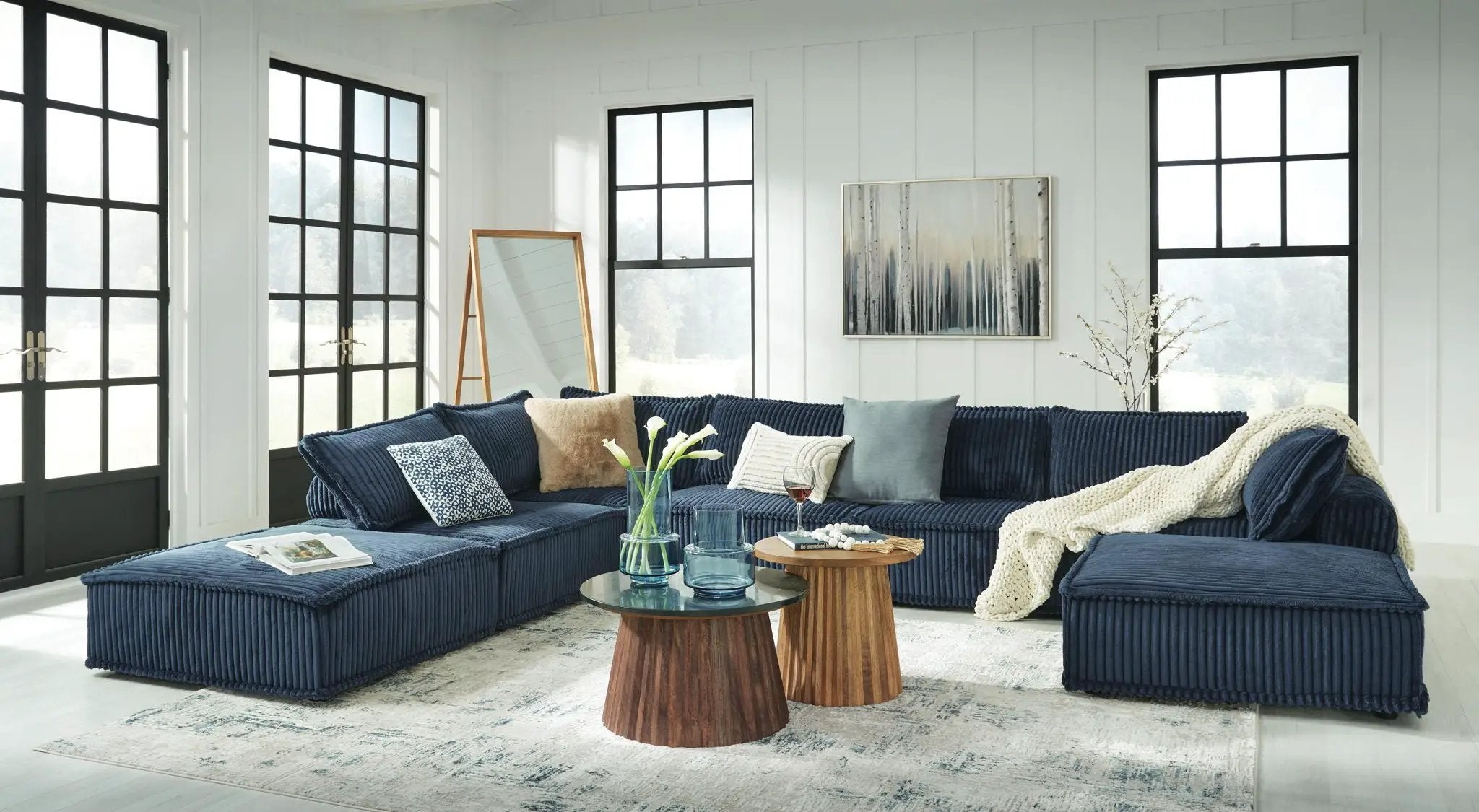 Bales - Sectional by Unique Piece Furniture