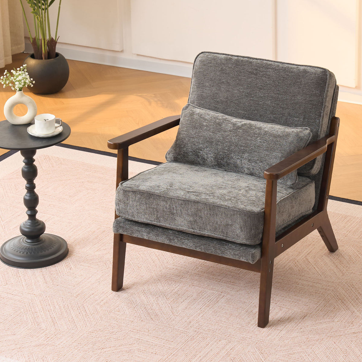 Living Room Chair With Lumbar Pillow, photo 18 of 19