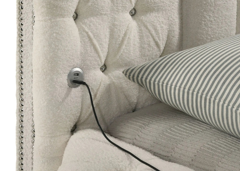 Sonya 4-piece Upholstered Queen Bedroom Set Ivory by Unique Piece Furniture