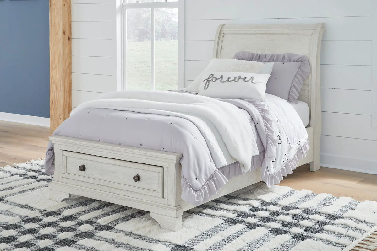 Robbinsdale - Youth Sleigh Storage Bedroom Set by Unique Piece Furniture
