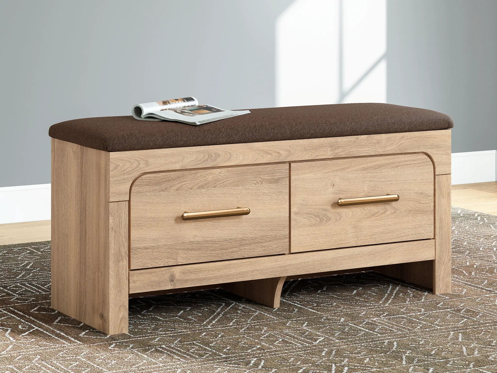 Kinlanni - Bedroom Upholstered Storage Bench - Tan / Brown by Unique Piece Furniture