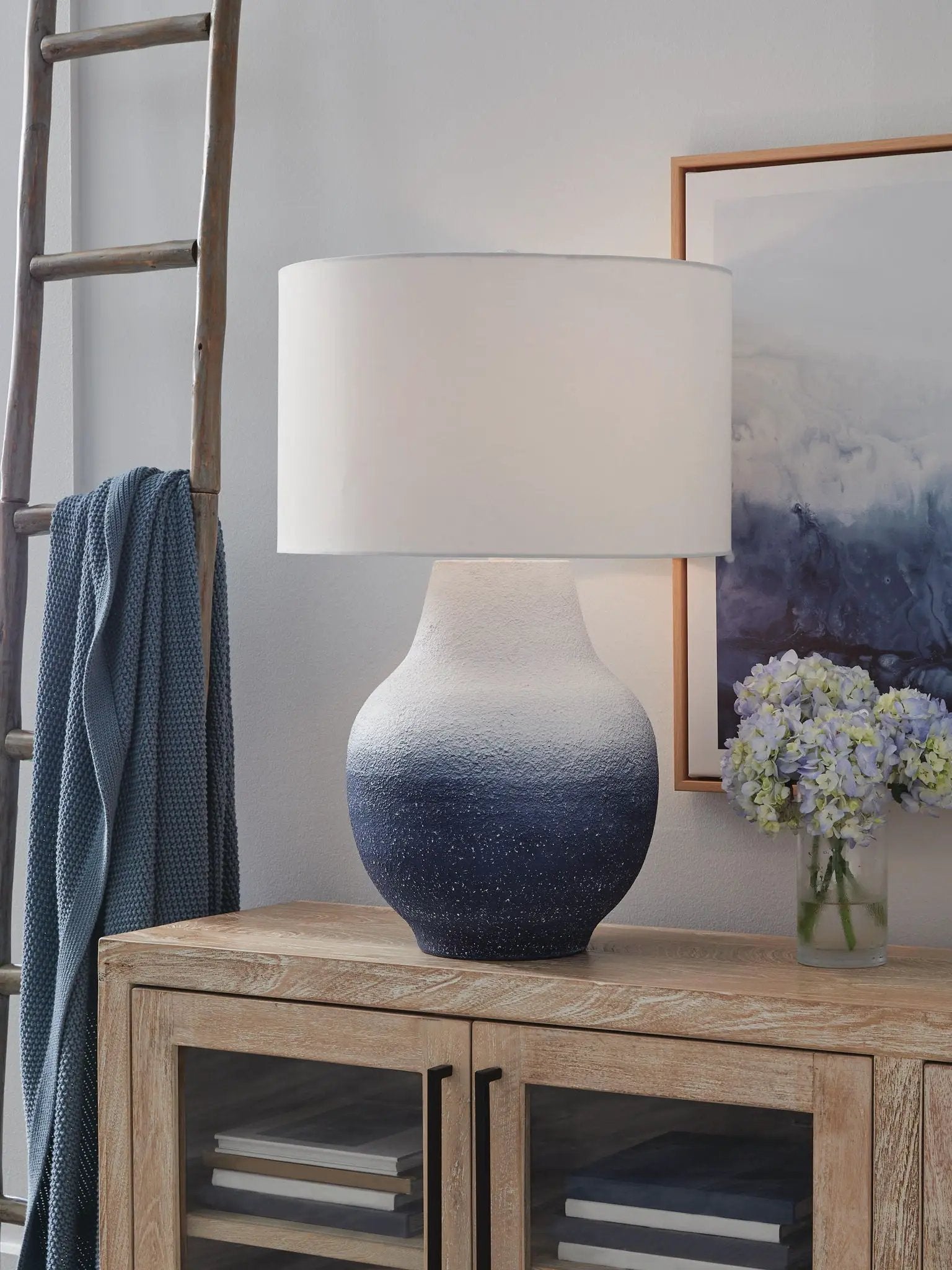 Dashland - Metal Table Lamp - White / Navy by Unique Piece Furniture