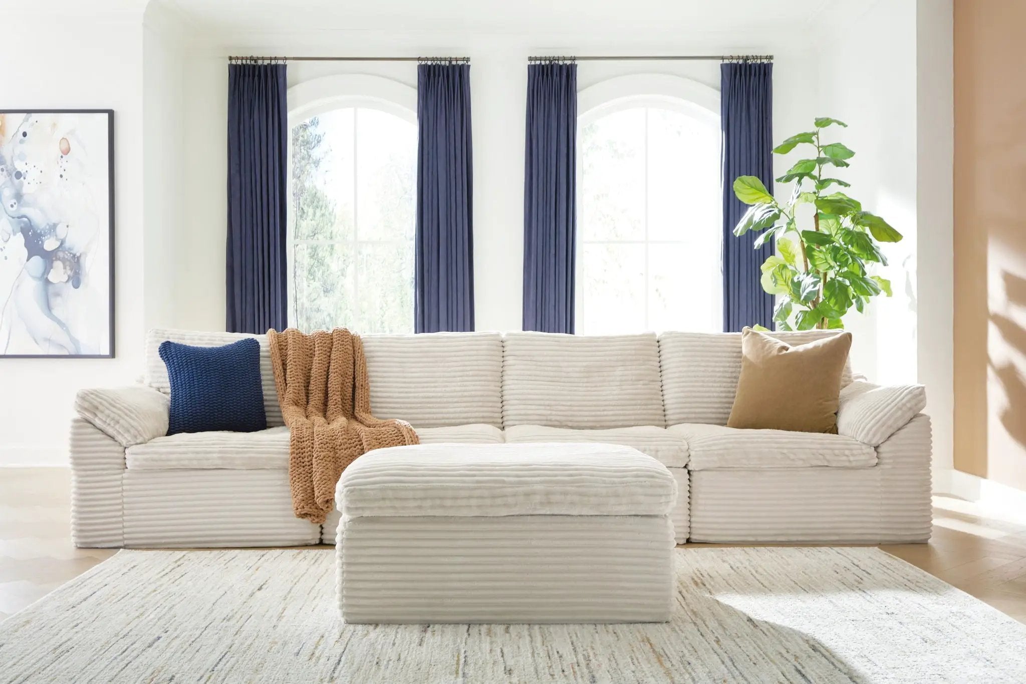 Fannin - 4-Piece Sectional With Ottoman - Ivory by Unique Piece Furniture