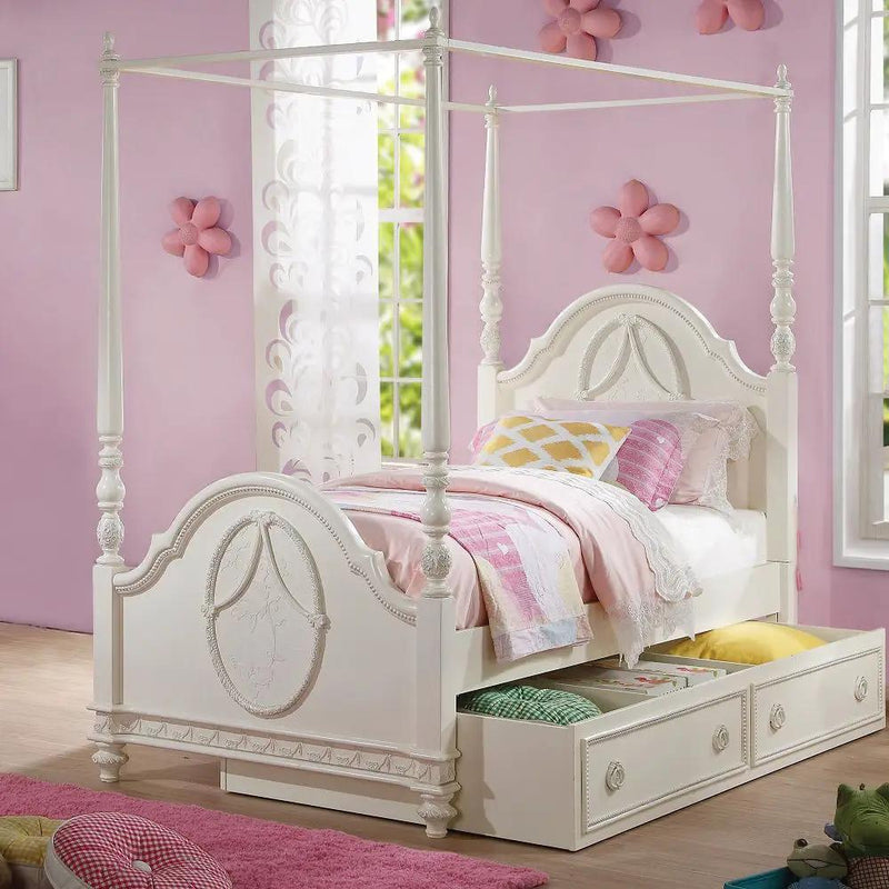 Dorothy - Post Bed by Unique Piece Furniture