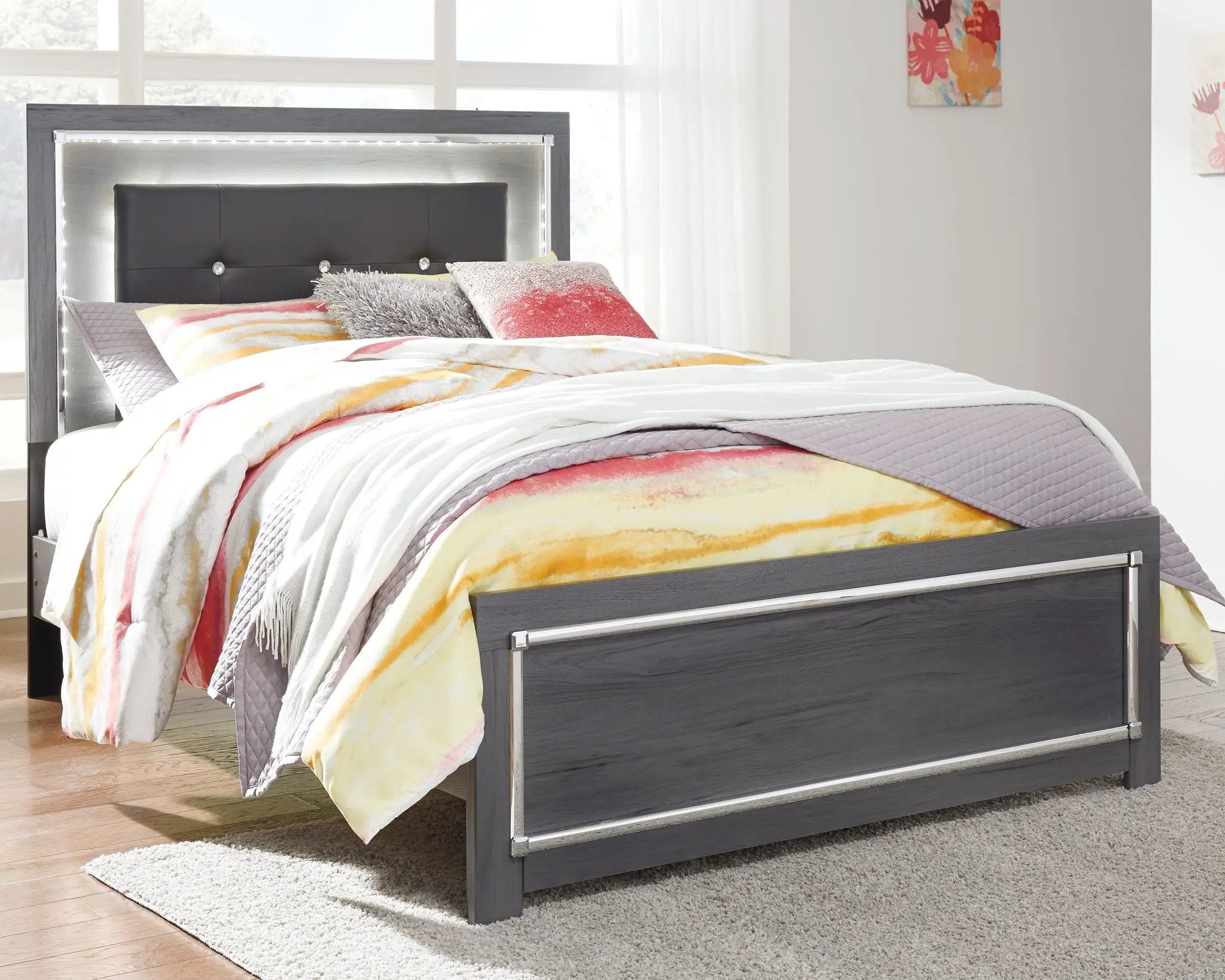 Lodanna - Youth Panel Bedroom Set by Unique Piece Furniture