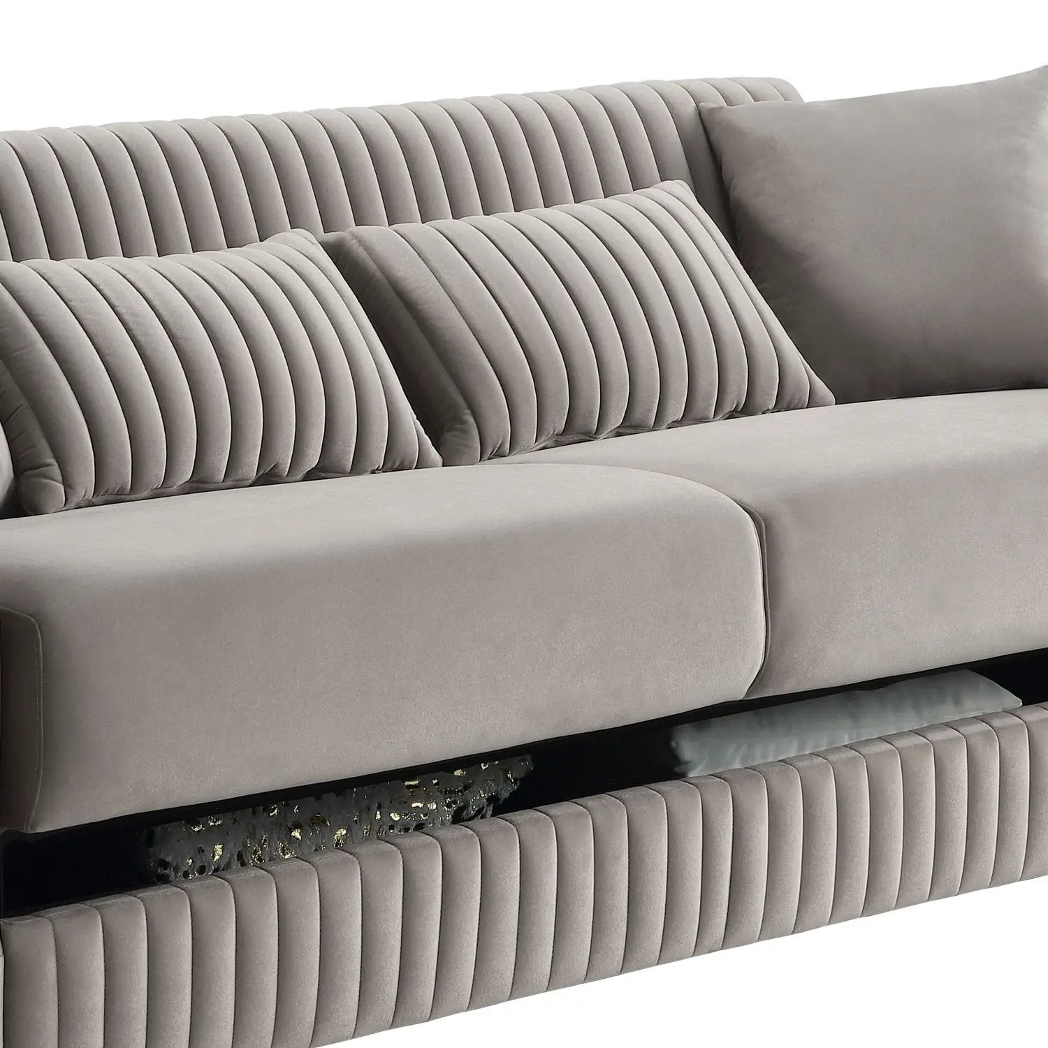 Ruby - Sofa by HouseOfZazla