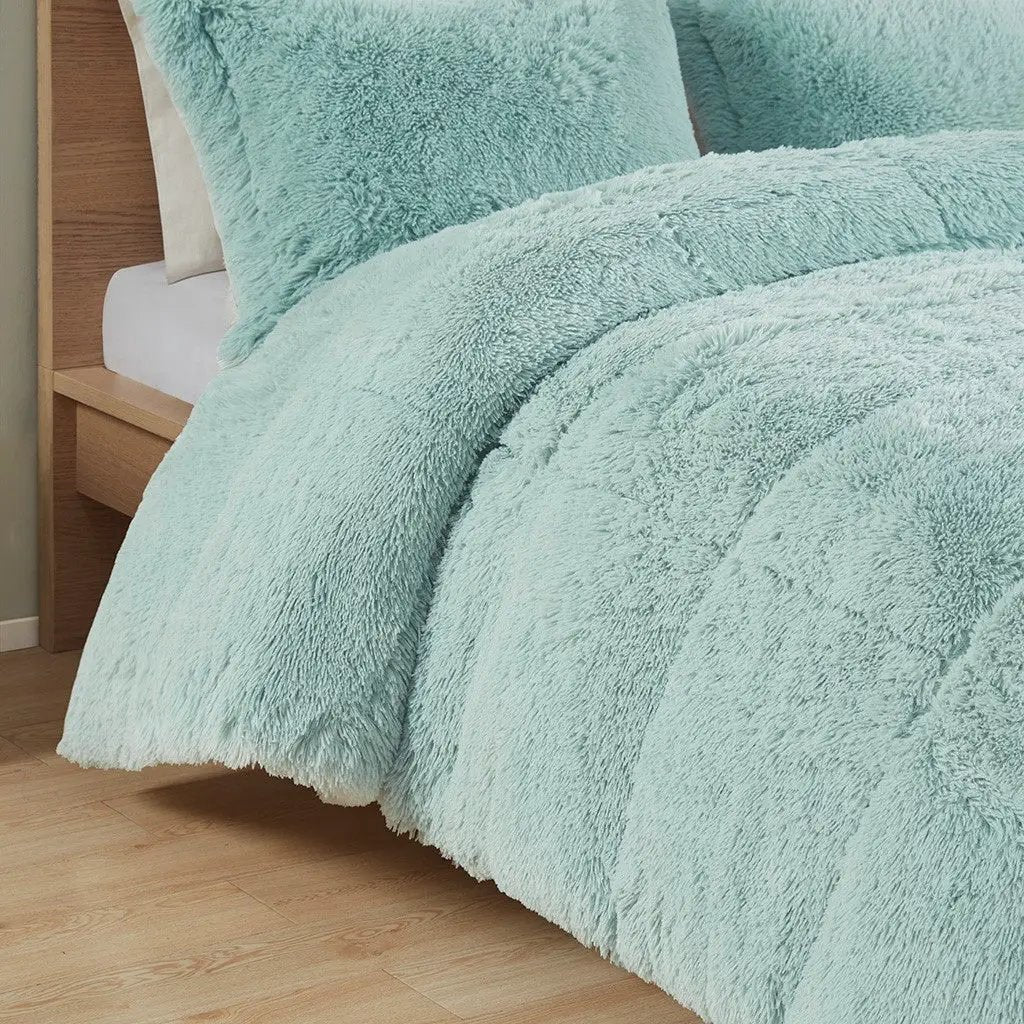 Full/Queen Shaggy Long Fur Comforter Mini Set by HouseOfZazla