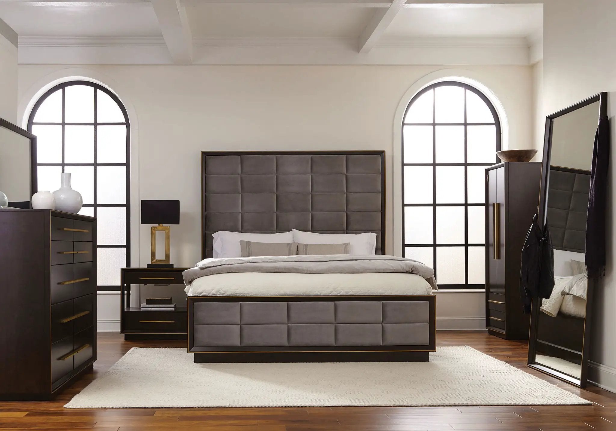 Durango 5-piece California King Bedroom Set Peppercorn by Unique Piece Furniture