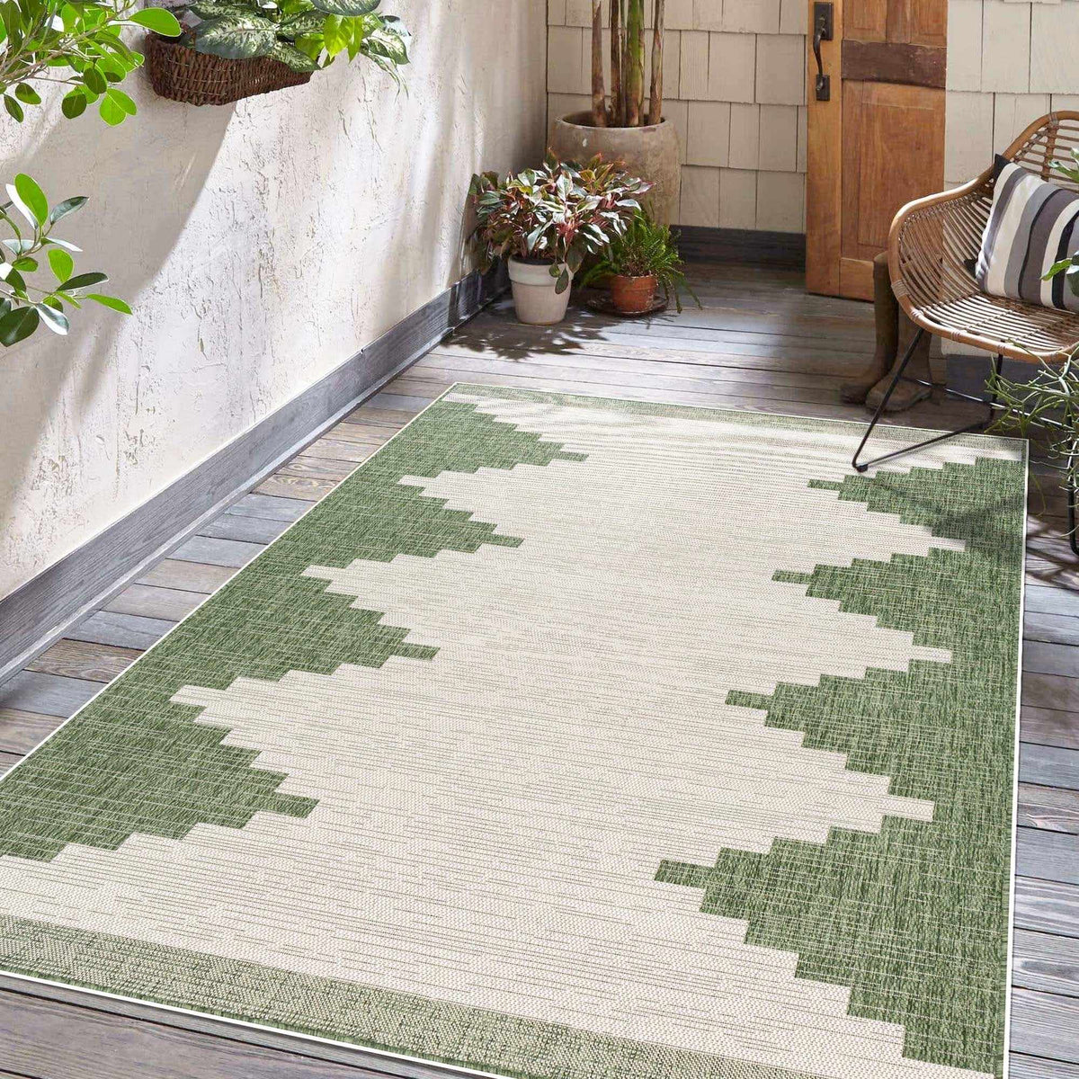 Djugun Green Indoor & Outdoor Rug by Hauteloom