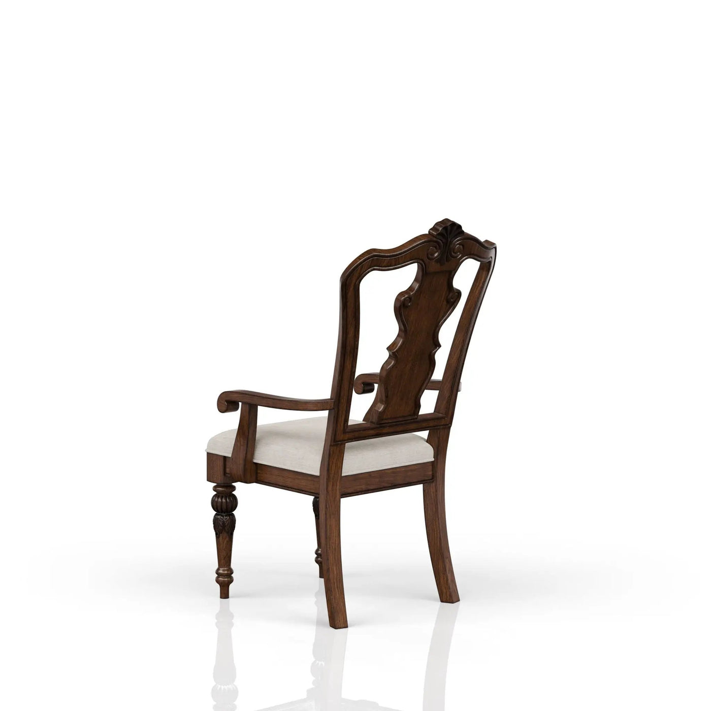 Traditional Chair by HouseOfZazla