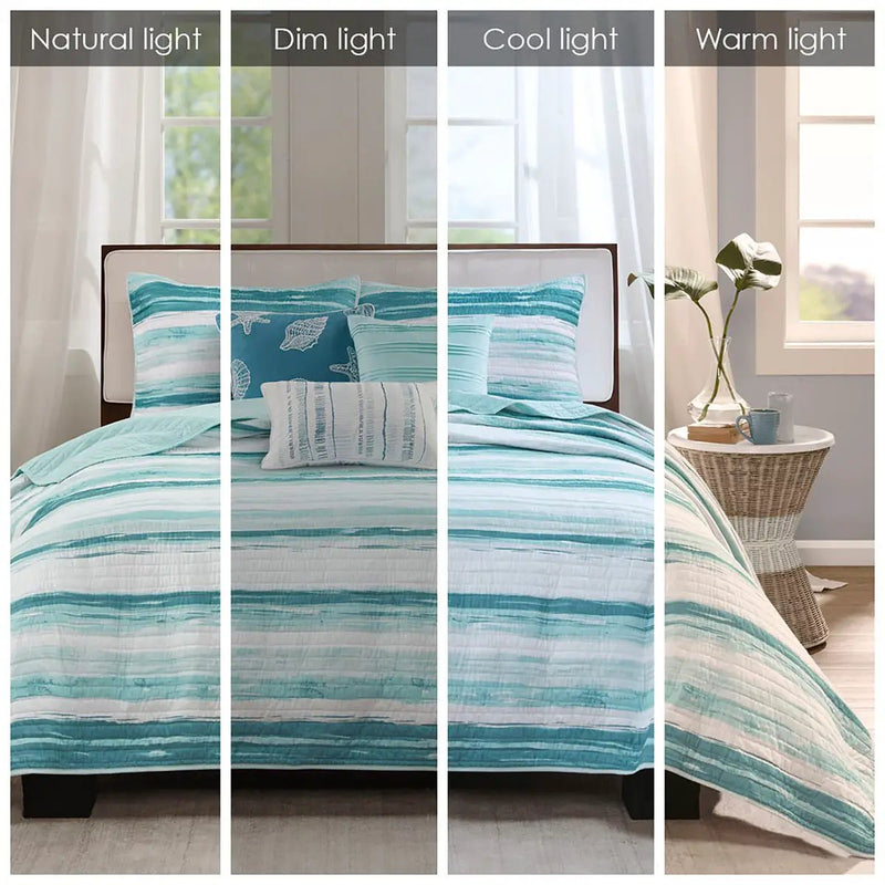 6 Piece Printed Quilt Set with Throw Pillows Aqua Full/Queen by HouseOfZazla
