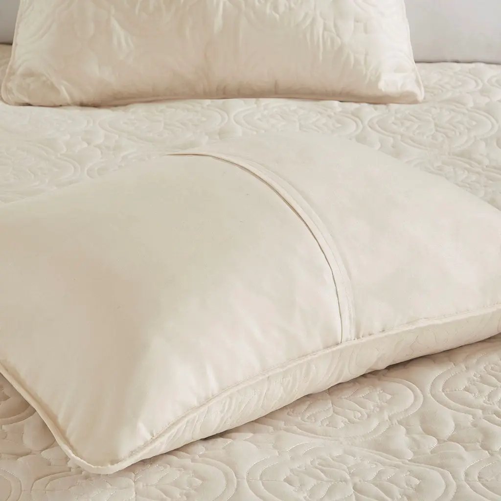 3 Piece Reversible Bedspread Set Cream King/Cal King by HouseOfZazla