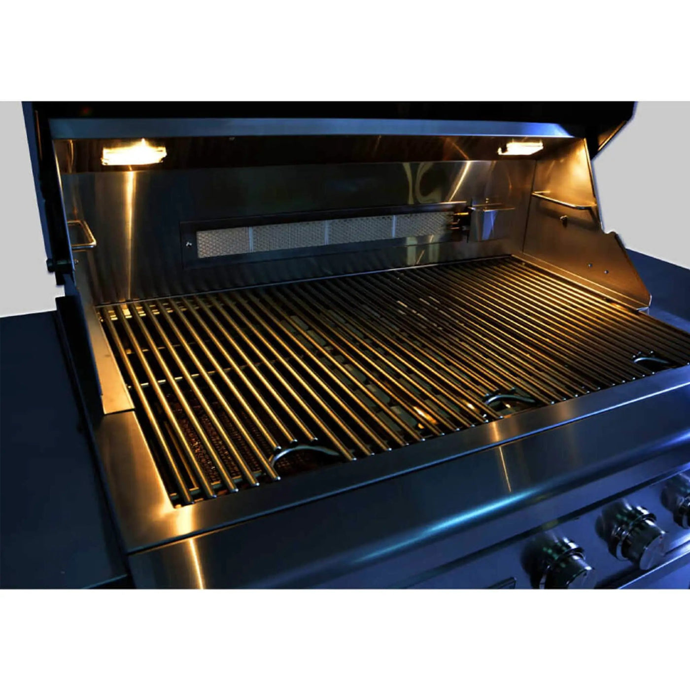 Edgestar 60K BTU 30-Inch Built-In Grill Kit With Insulated Jacket And Double Access Doors [GRL300IBKIT] (SAK82568) by SAKSBY WHOLESALE