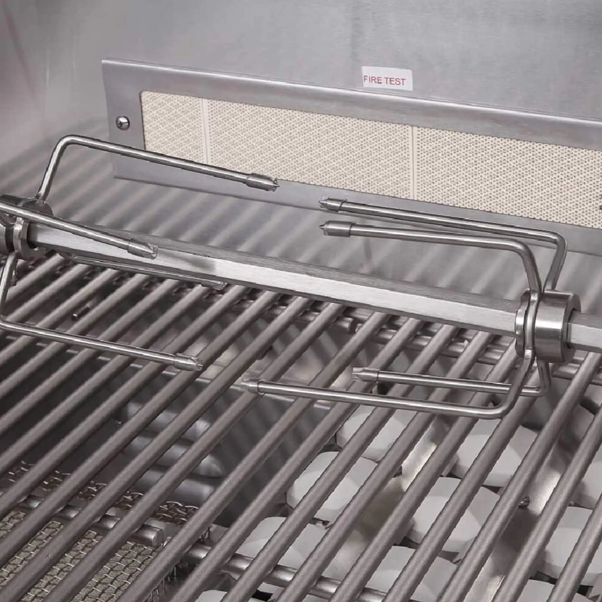 Edgestar 60K BTU 30-Inch Built-In Grill Kit With Insulated Jacket And Double Access Doors [GRL300IBKIT] (SAK82568) by SAKSBY WHOLESALE