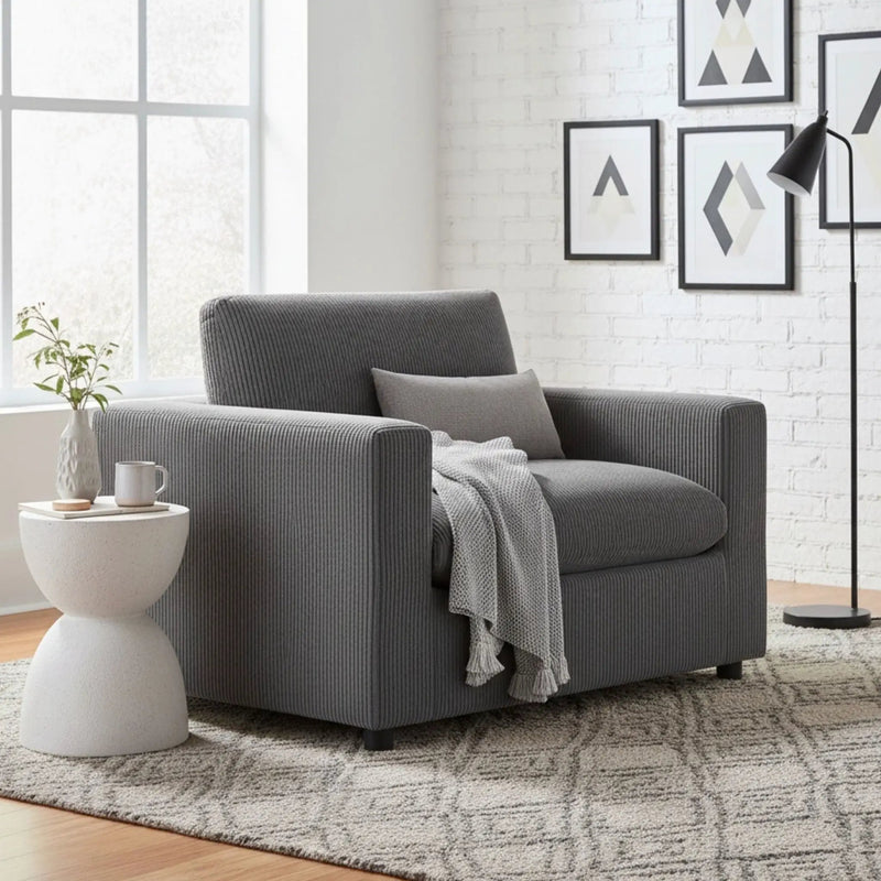 Chelsea - Armchair by HouseOfZazla