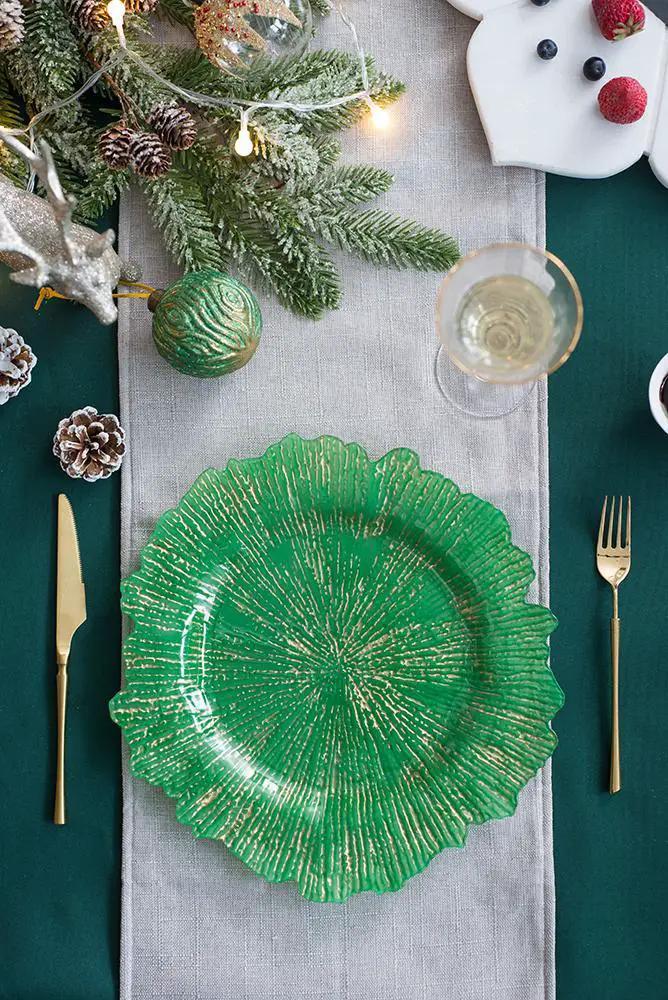 Plastic Charger Plate (Set of 8) by HouseOfZazla